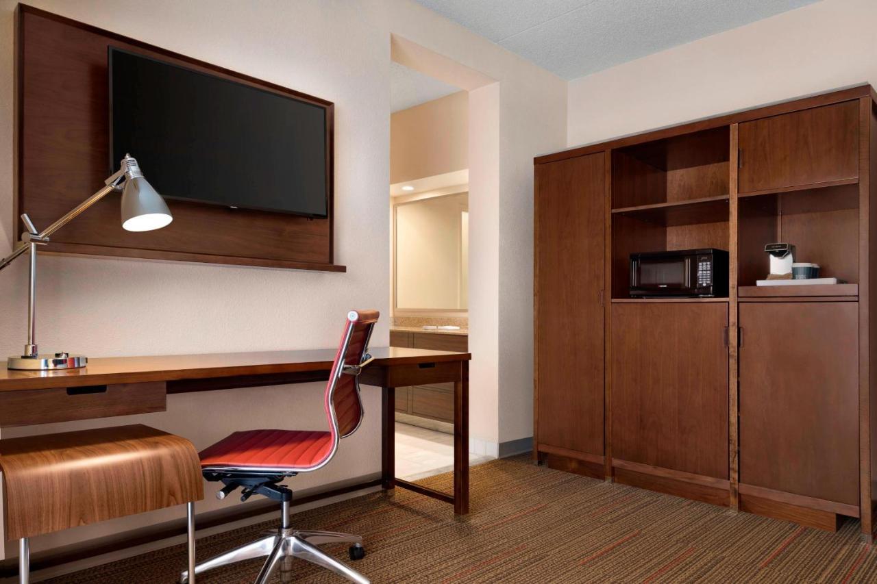 Four Points By Sheraton Raleigh North Exterior photo