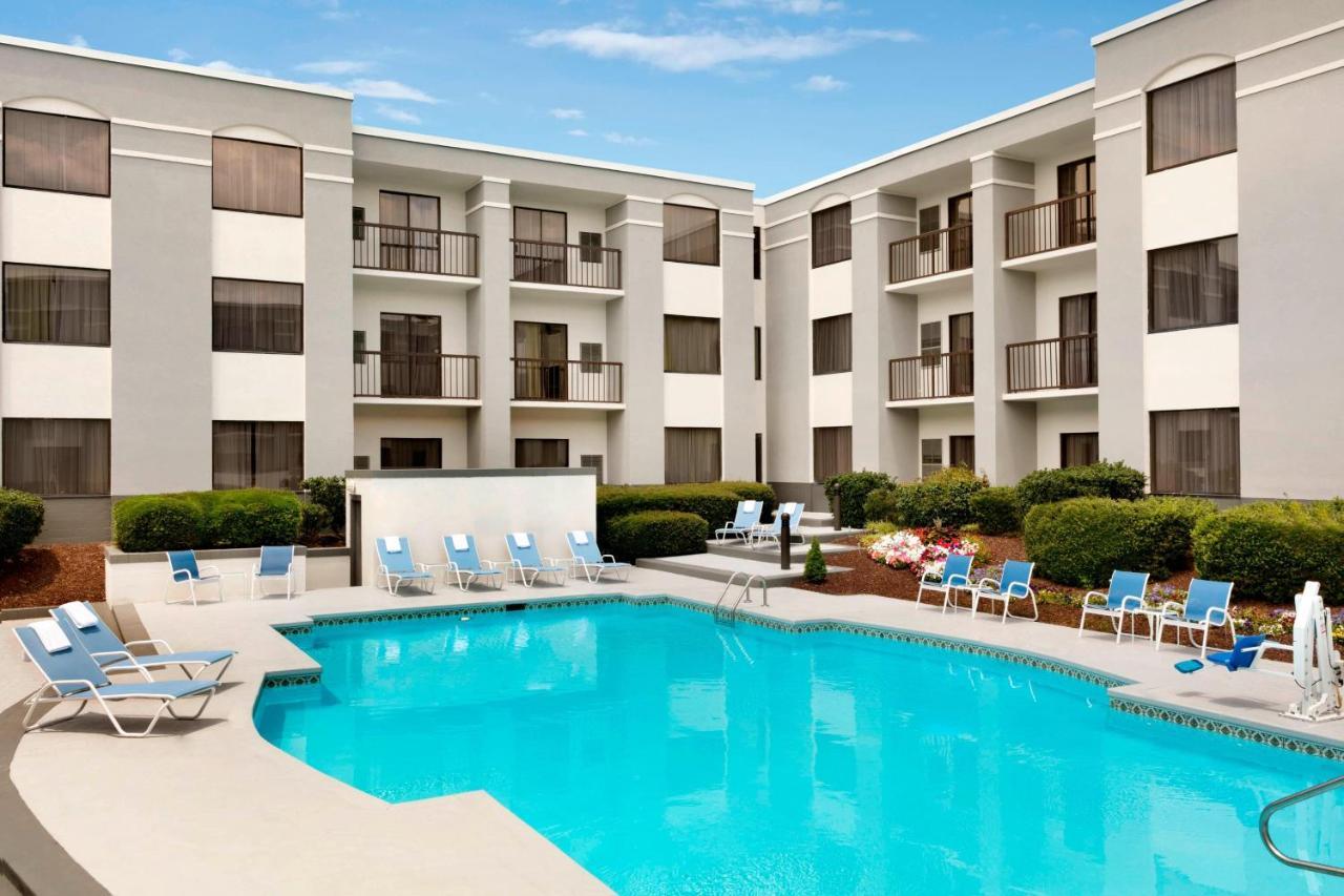 Four Points By Sheraton Raleigh North Exterior photo