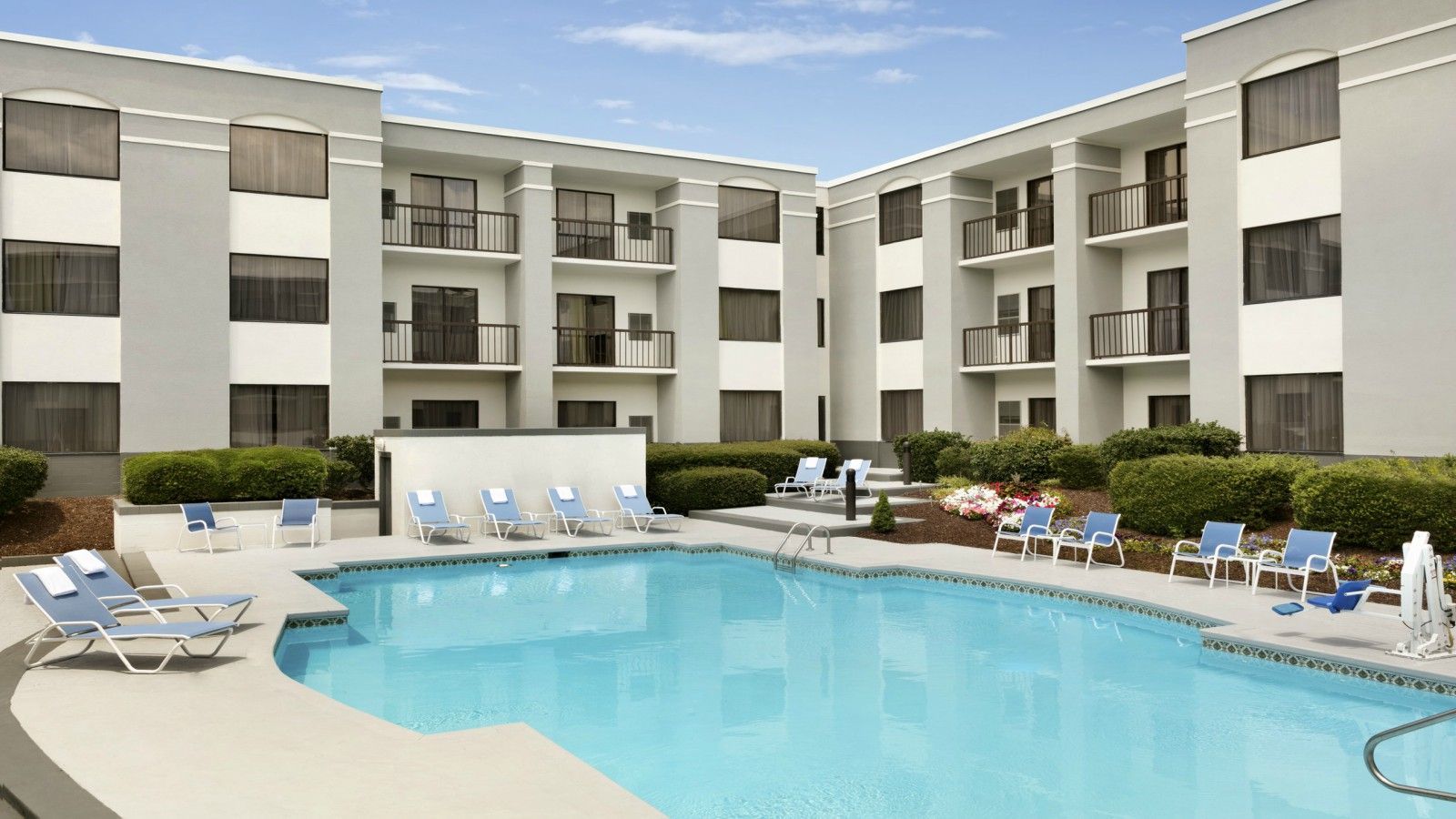 Four Points By Sheraton Raleigh North Facilities photo