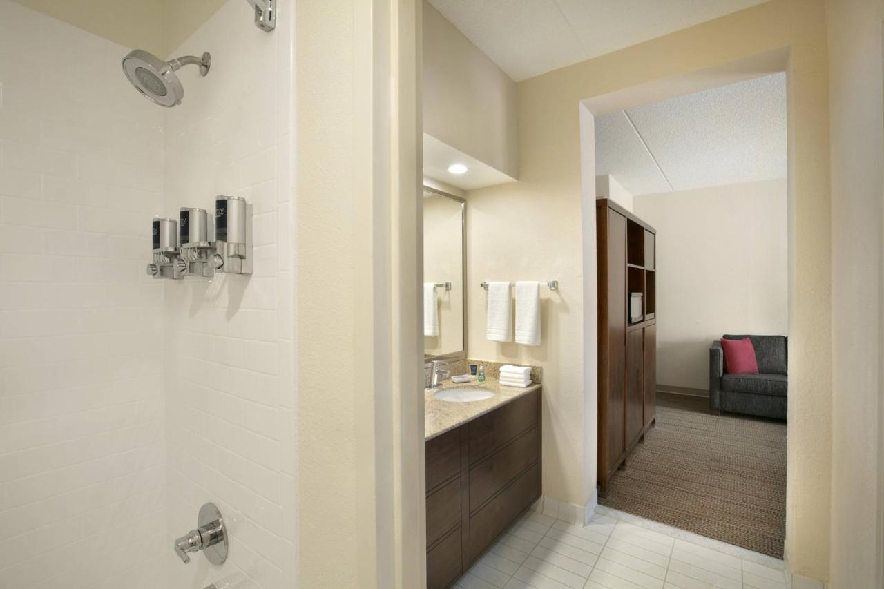 Four Points By Sheraton Raleigh North Exterior photo