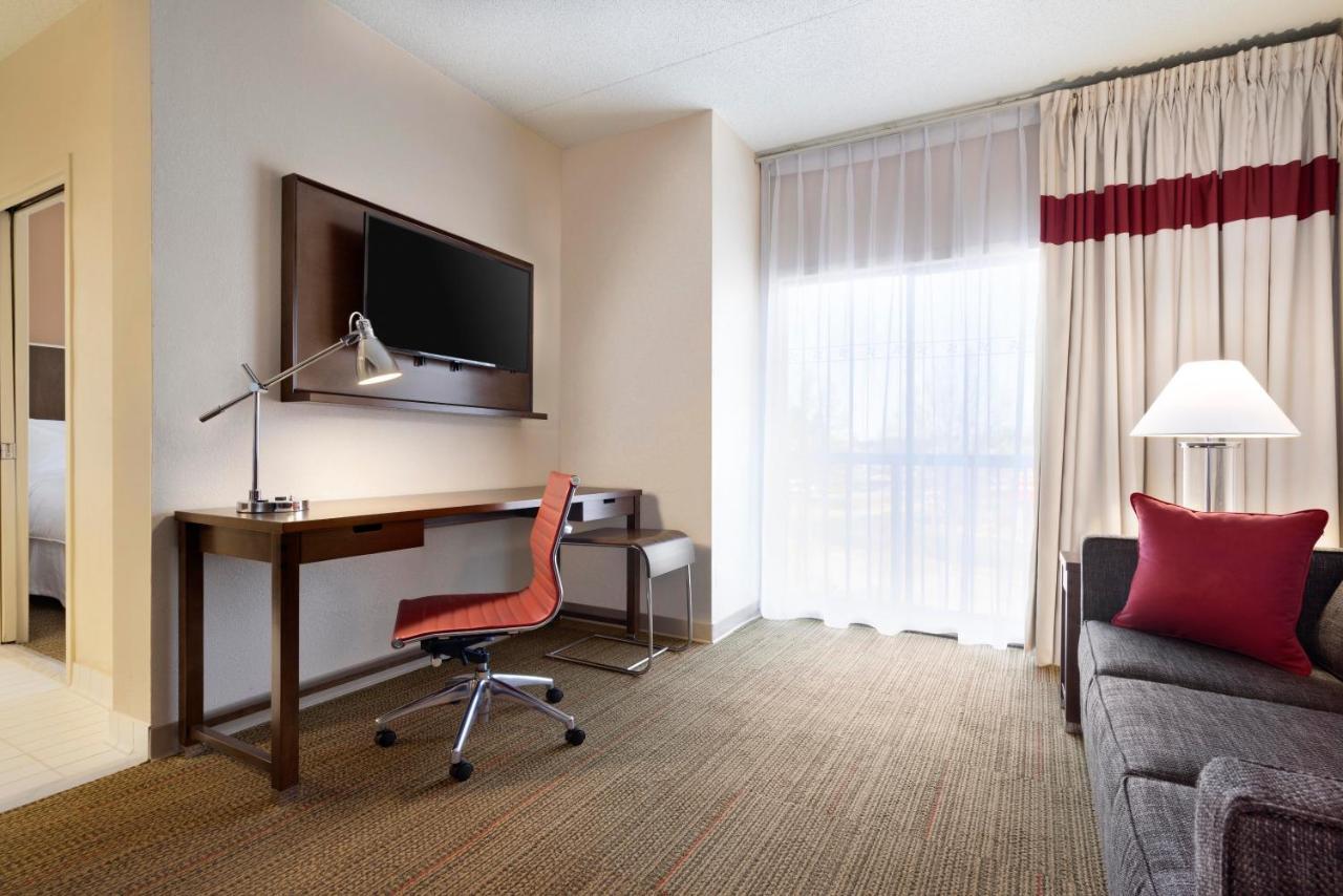 Four Points By Sheraton Raleigh North Exterior photo